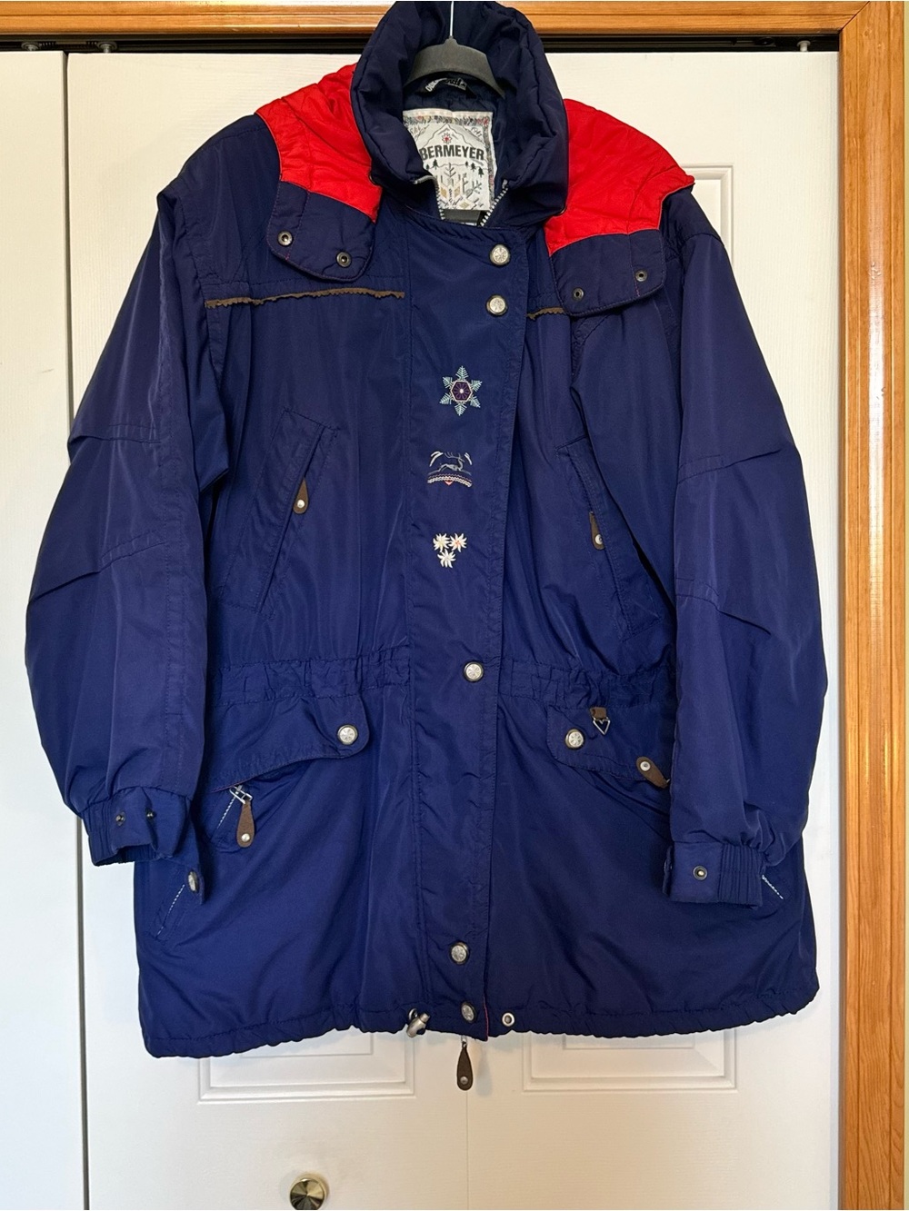 Vintage Obermeyer Angelika Embroidered Ski Snowboard Jacket